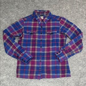 Women’s Patagonia Organic Cotton Plaid Flannel Shirt